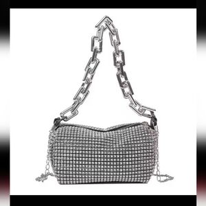 1 Silver 1 Black Colored Faux/Chain Shoulder Bag